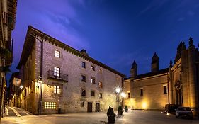 Palacio de Pujadas by MIJ